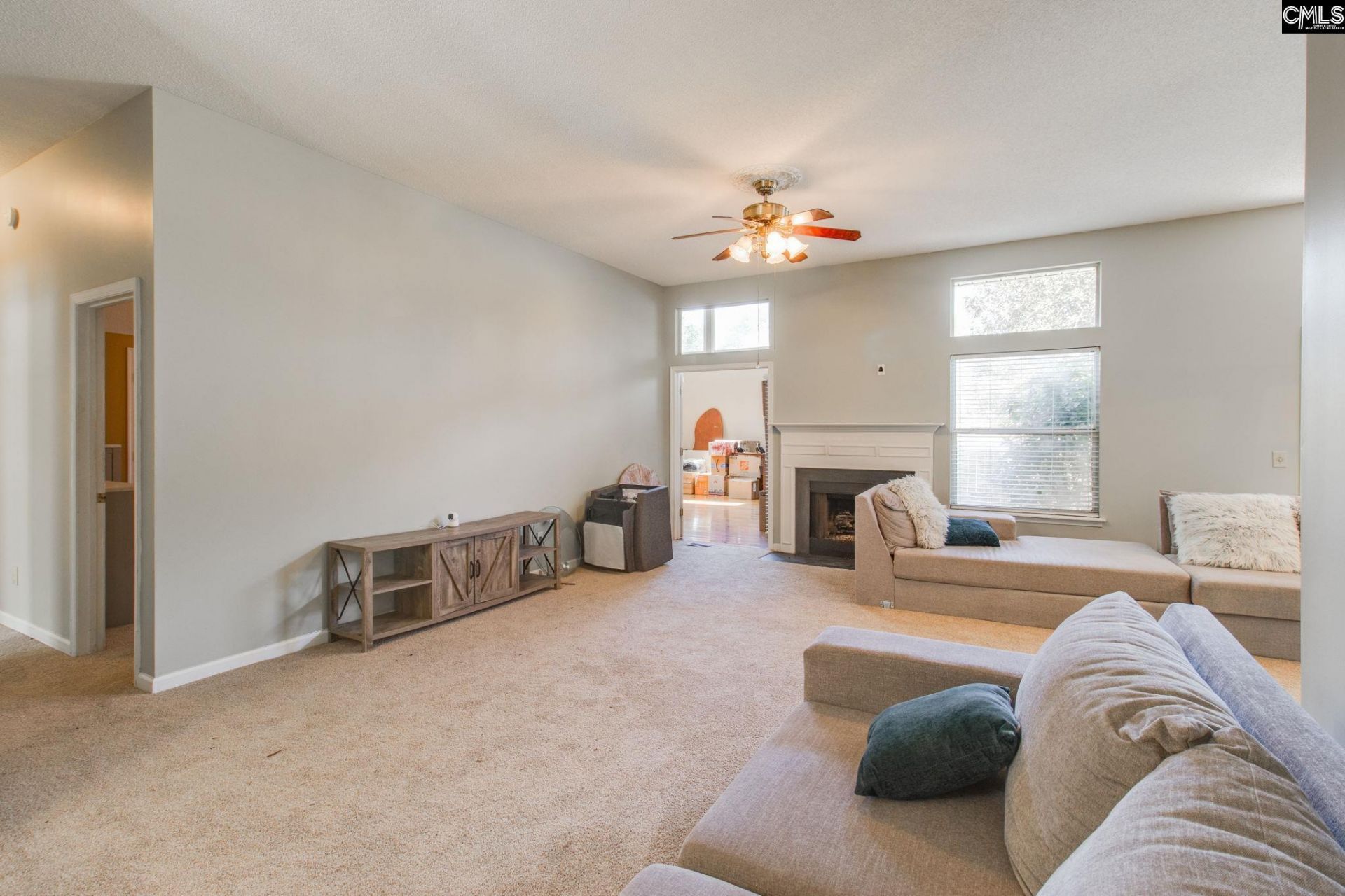 112 Chippenham Circle Photo 7