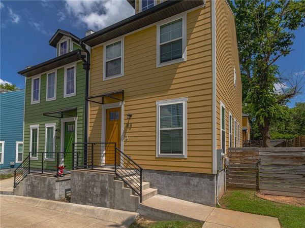 318 E Martin Luther King Boulevard , Fayetteville, AR 72701