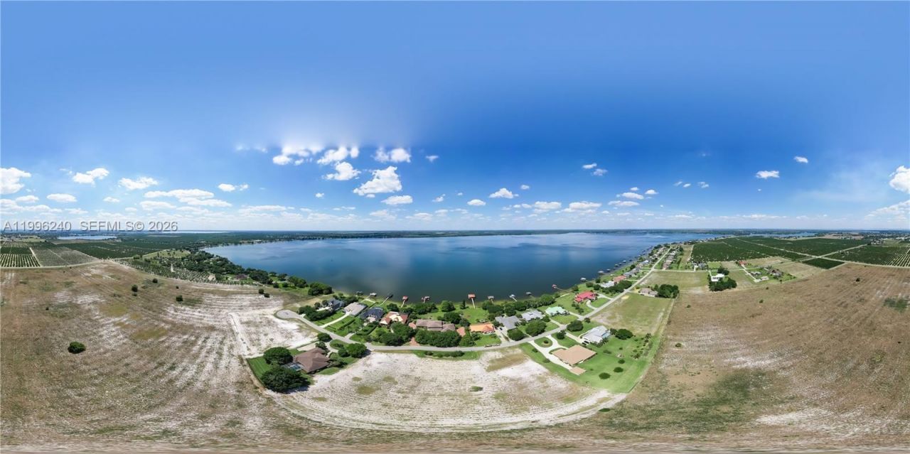 491 Sunset Point Dr Lake Placid, Lake Placid, FL 33852 Photo