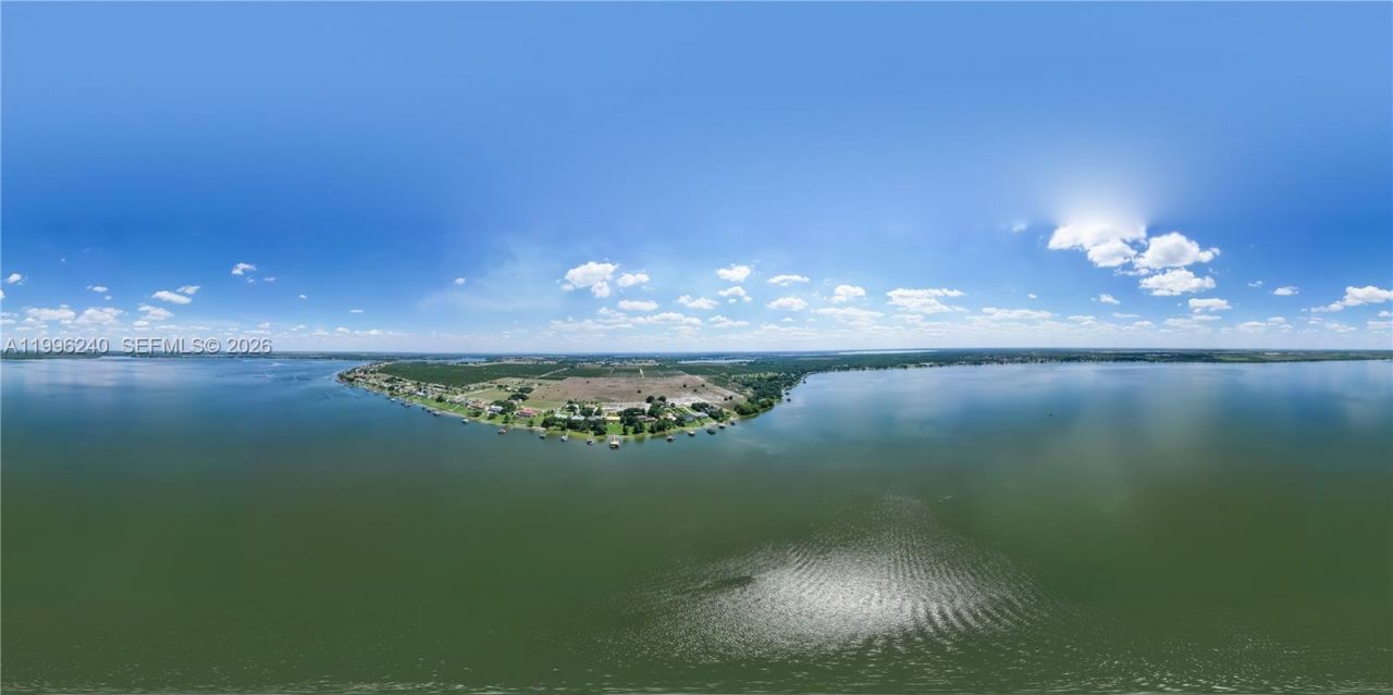 491 Sunset Point Dr Lake Placid, Lake Placid, FL 33852 Photo