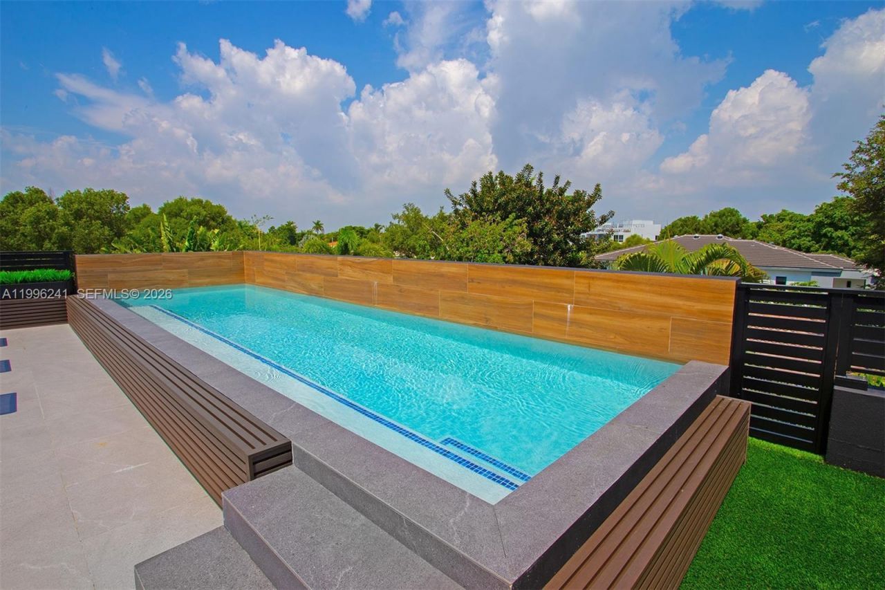 420 SW 15th Rd, Unit 420, Miami, FL 33129 Photo