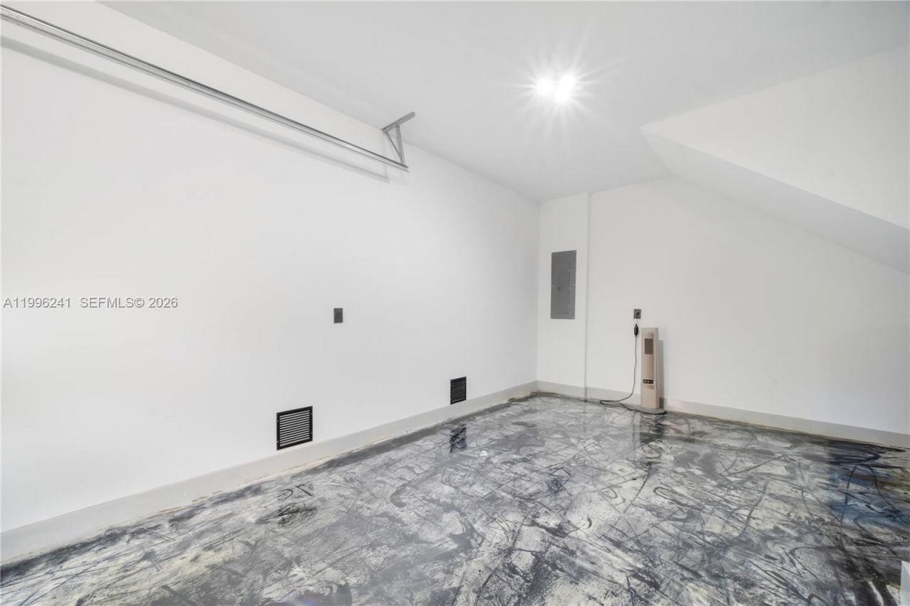 420 SW 15th Rd, Unit 420, Miami, FL 33129 Photo