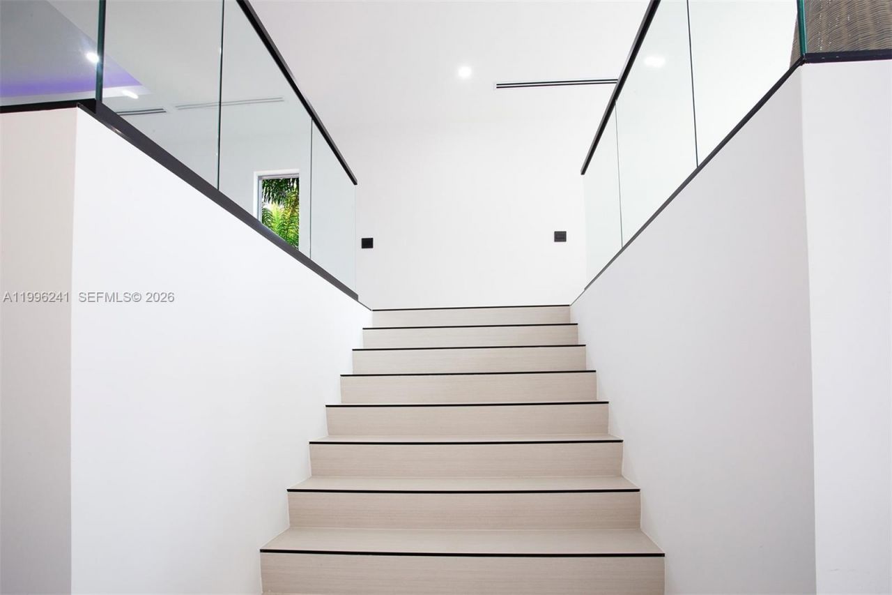 420 SW 15th Rd, Unit 420, Miami, FL 33129 Photo