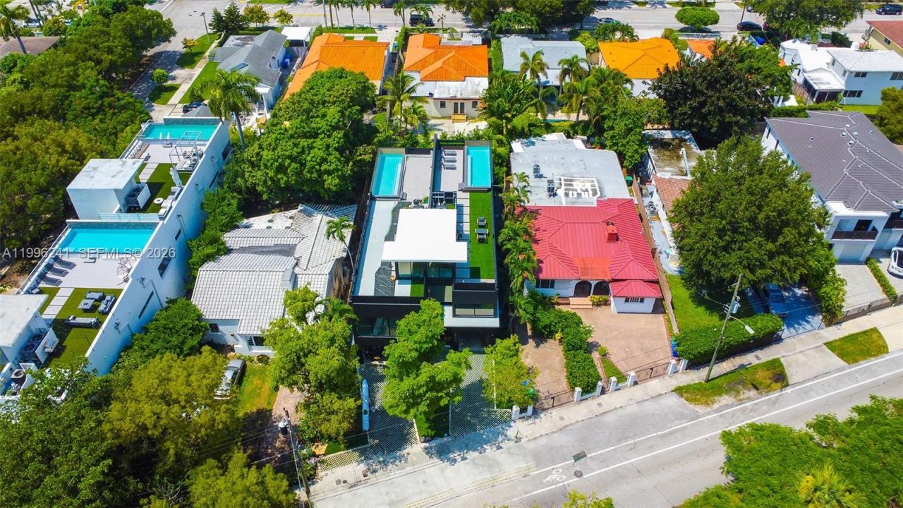 420 SW 15th Rd, Unit 420, Miami, FL 33129 Photo