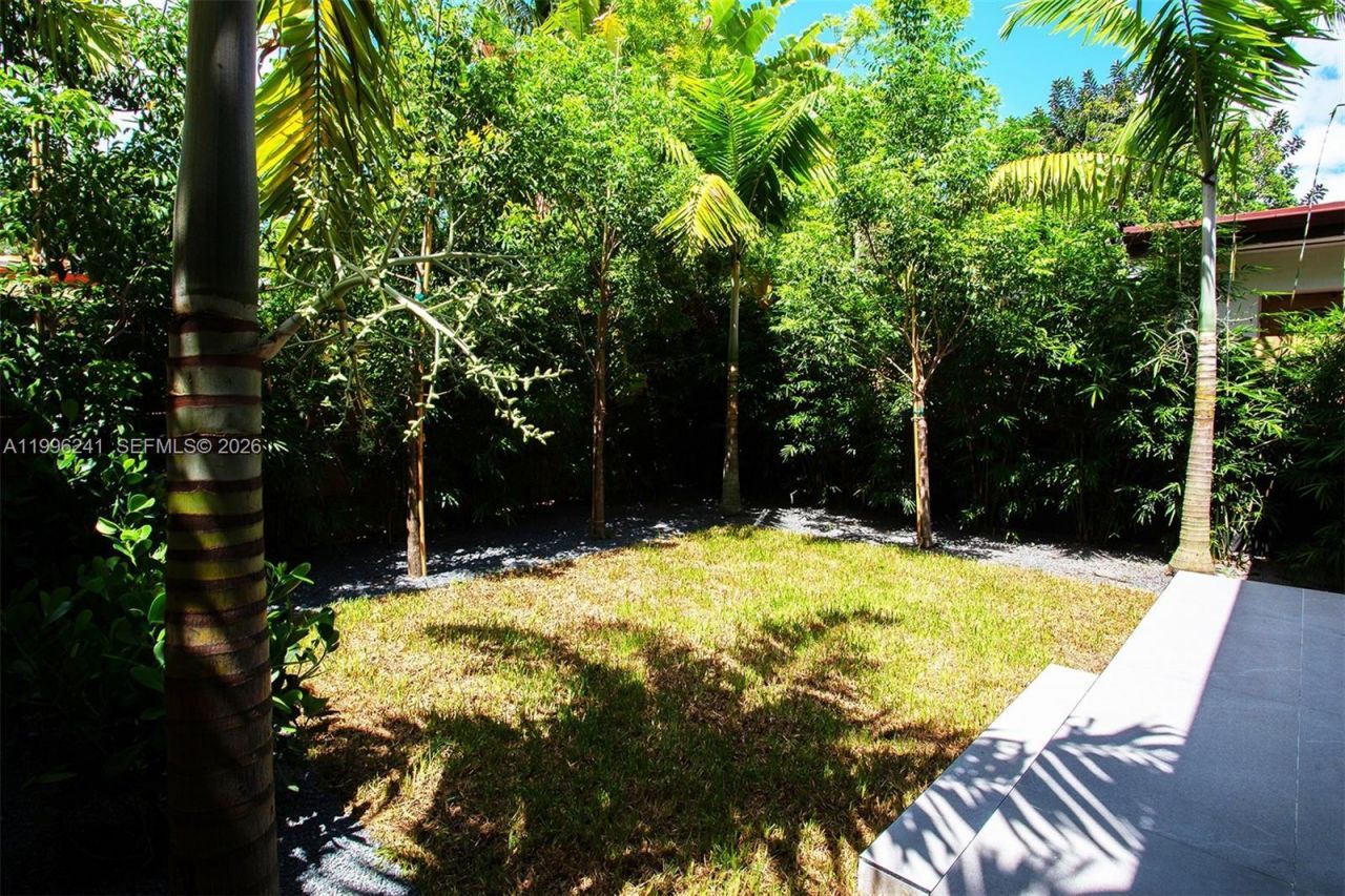 420 SW 15th Rd, Unit 420, Miami, FL 33129 Photo