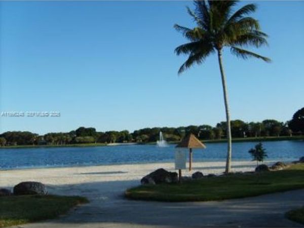 15610 SW 105 LN , Unit 605, Miami, FL 33196