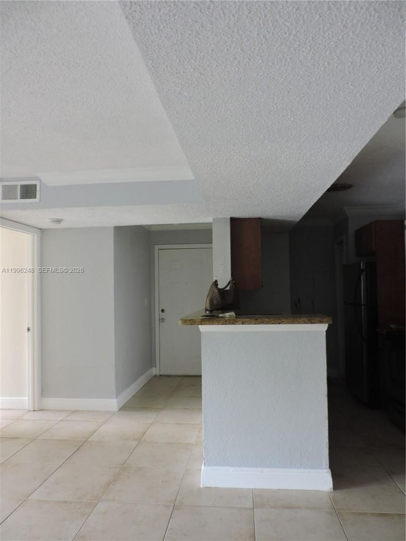 15610 SW 105 Ln, Unit 605, Miami, FL 33196 Photo