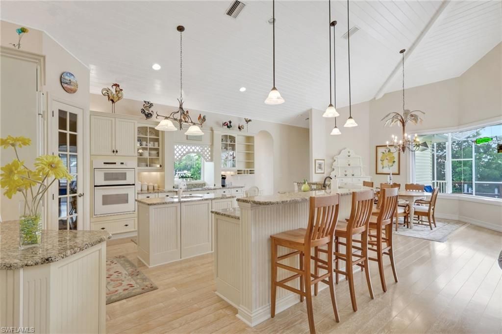 1510 Chesapeake Ave, Naples, FL 34102 Photo