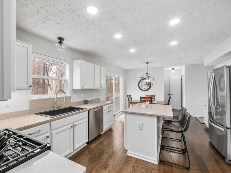 7555 Dover Ridge Court, Blacklick, OH 43004 Photo 11