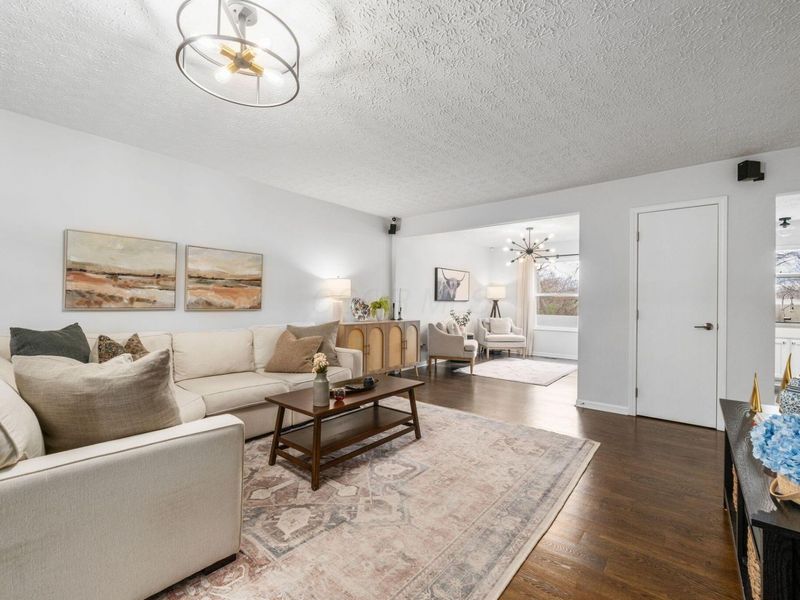 7555 Dover Ridge Court, Blacklick, OH 43004 Photo 4