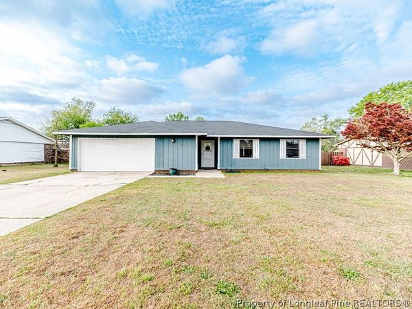 6553 Gristmill Road , Fayetteville, NC 28314