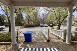 2102 Cromley Circle photo 4