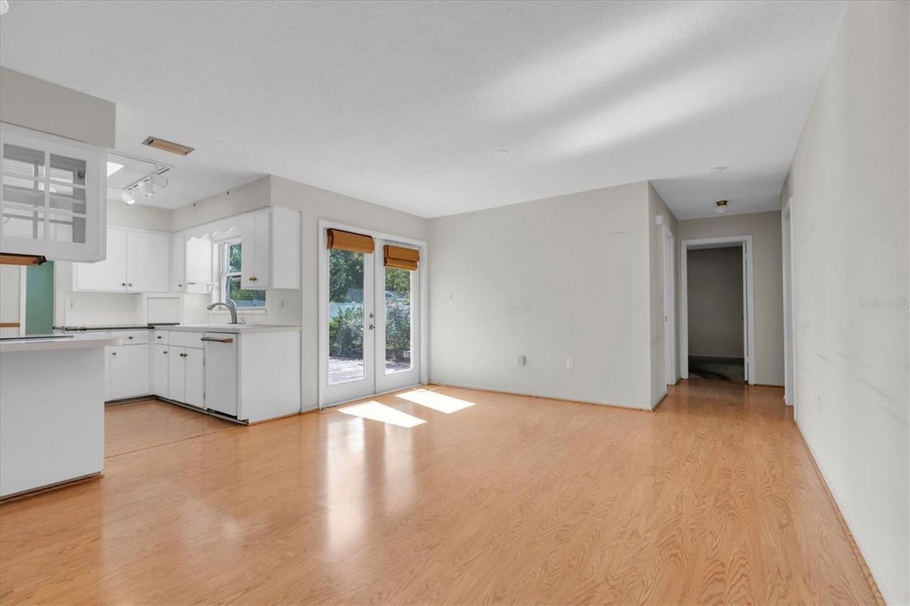 5511 10th Avenue Drive W, Bradenton, FL 34209 Photo