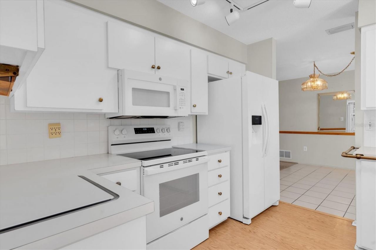 5511 10th Avenue Drive W, Bradenton, FL 34209 Photo