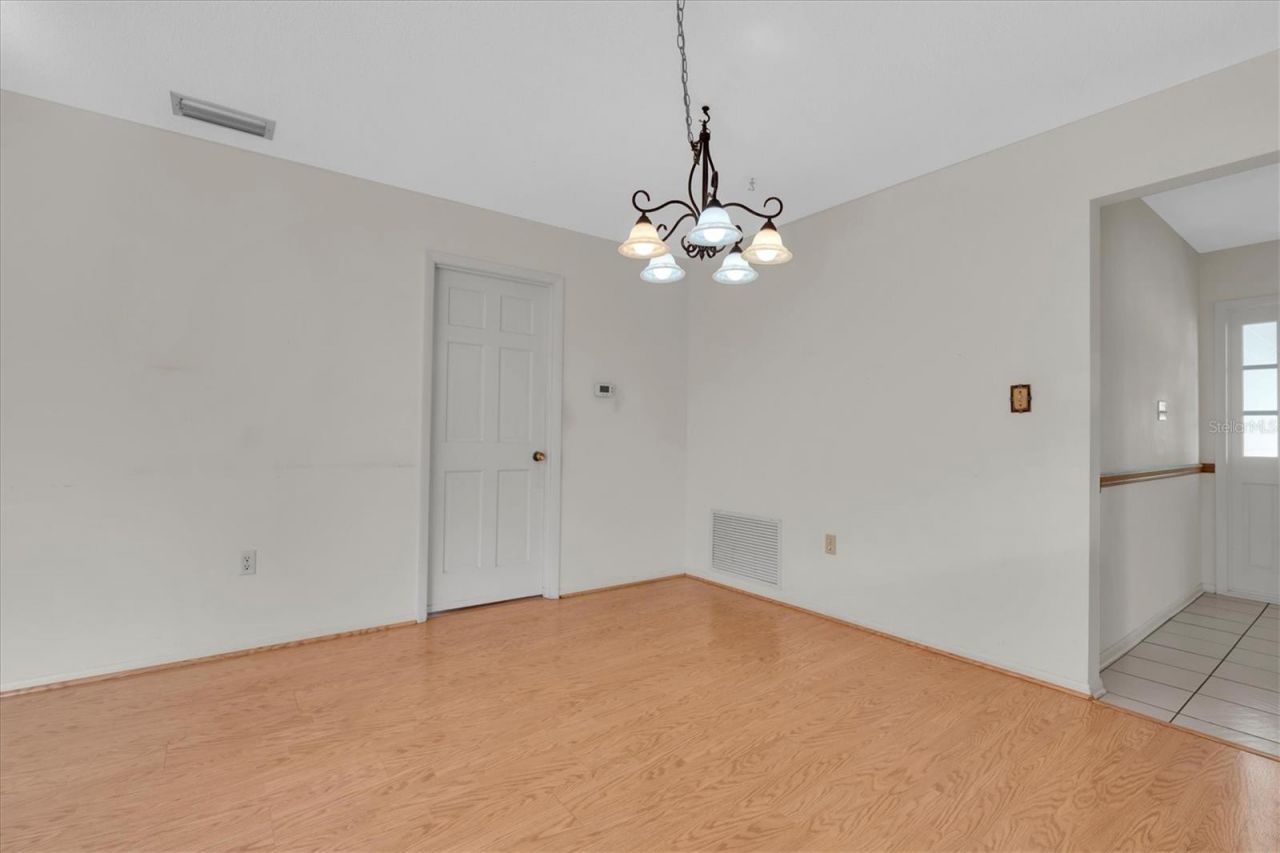 5511 10th Avenue Drive W, Bradenton, FL 34209 Photo