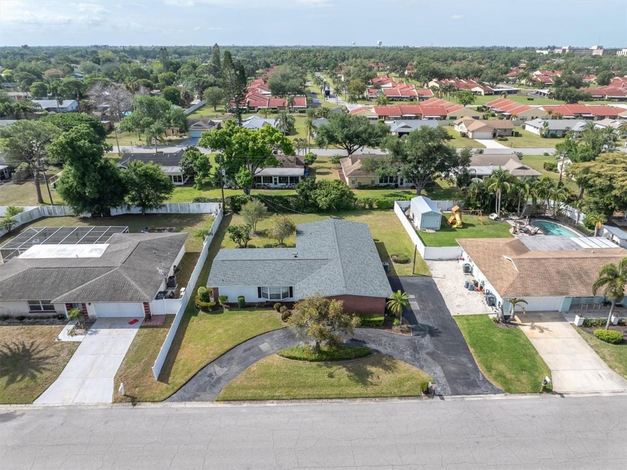 5511 10th Avenue Drive W, Bradenton, FL 34209 Photo