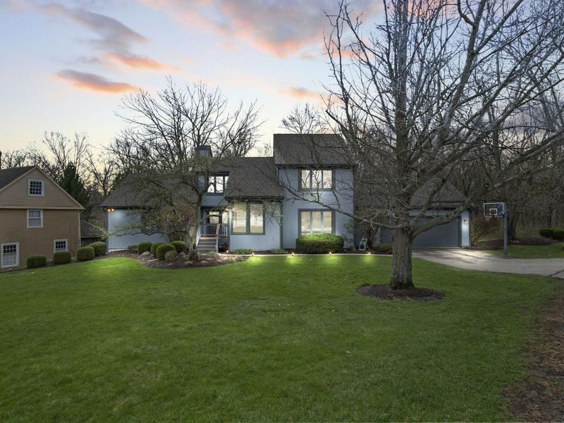 8589 Crail Court, Dublin, OH 43017 Photo 2