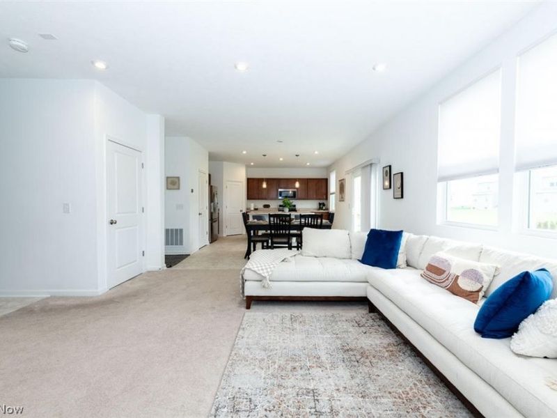 23633 Rebecca Lane, Columbia Station, OH 44028 Photo 10