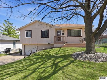 7513 S 88th Street, La Vista, NE 68128