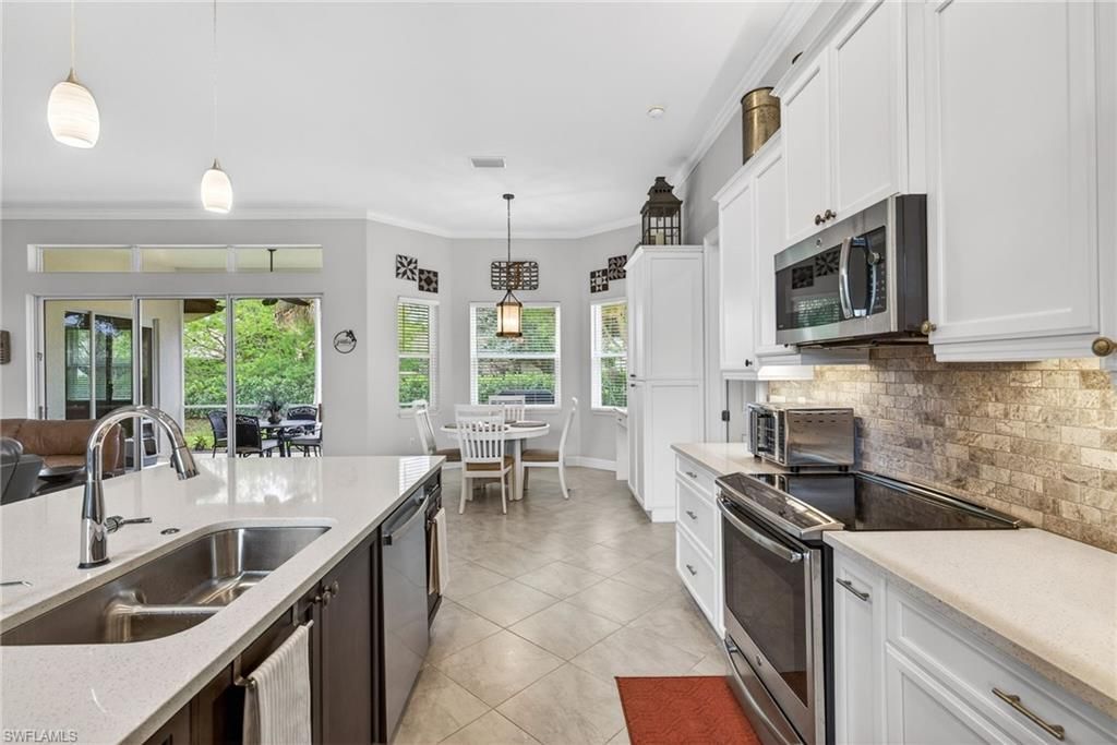 24941 Divot Dr , Bonita Springs, FL 34135 Photo