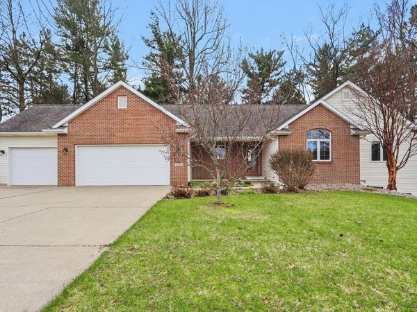 4197 Stoney Hill Drive, Kalamazoo, MI 49009