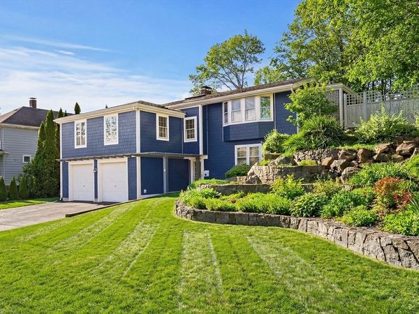 10 West Cottage Street, Marblehead, MA 01945