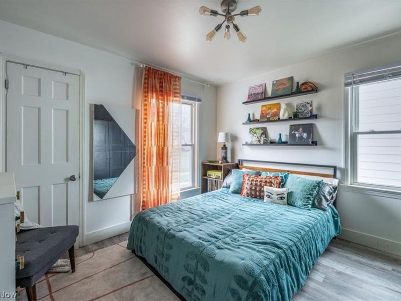 7907 Renwood Drive, Parma, OH 44129 Photo 11