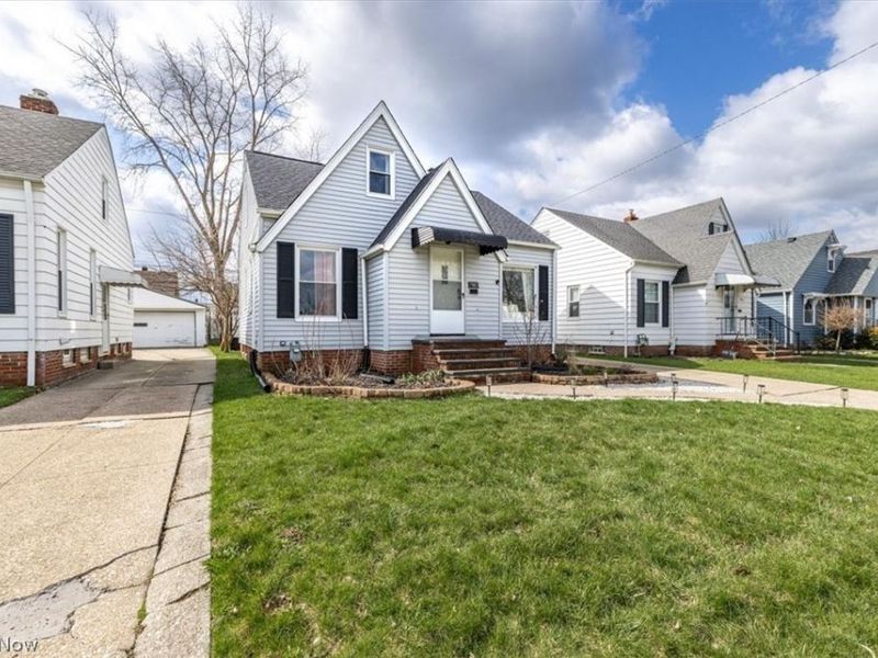 7907 Renwood Drive, Parma, OH 44129 Photo 25