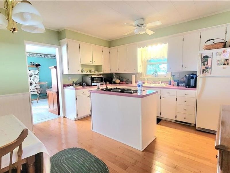 500 Applegate Drive, Beverly, OH 45715 Photo 12