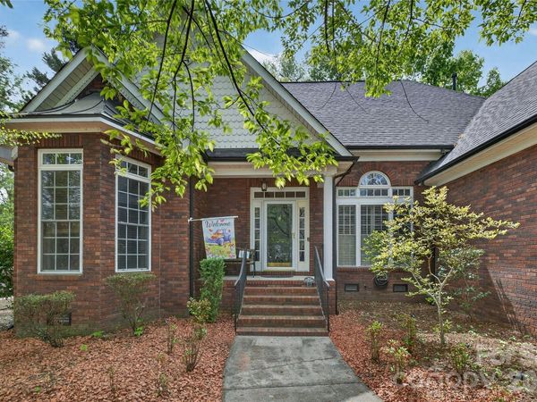 4854 Huddersfield Drive, Harrisburg, NC 28075