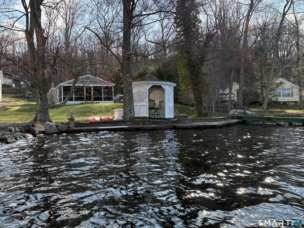 213 Lakeview, Colchester, CT 06415