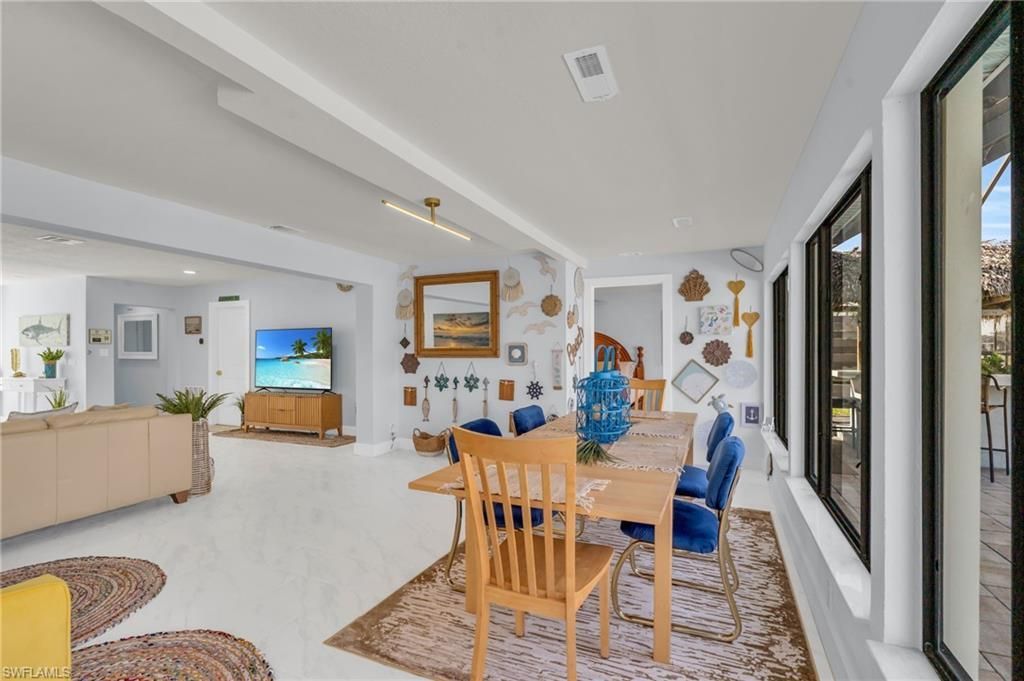 1443 Windsor Ct, Cape Coral, FL 33904 Photo