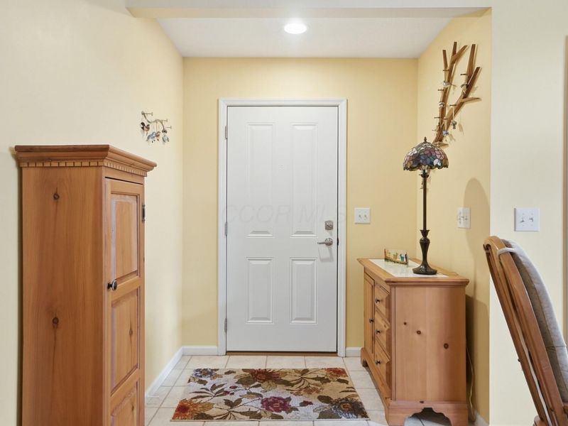 5283 Hayden Woods Lane, Hilliard, OH 43026 Photo 3