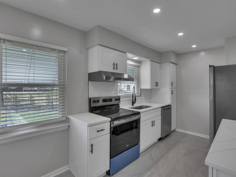 1227 E North Broadway Street, Columbus, OH 43224 Photo 5