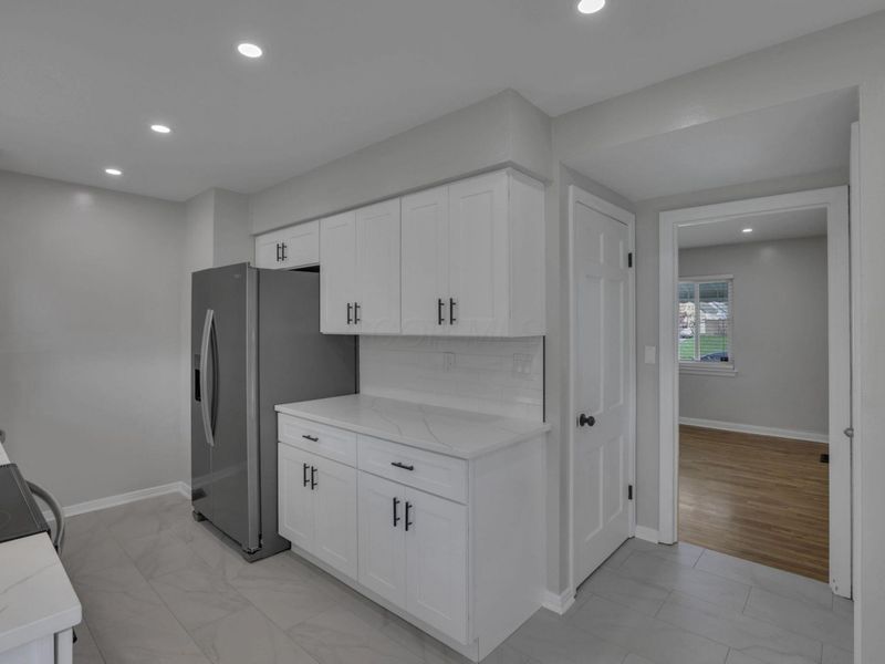 1227 E North Broadway Street, Columbus, OH 43224 Photo 8