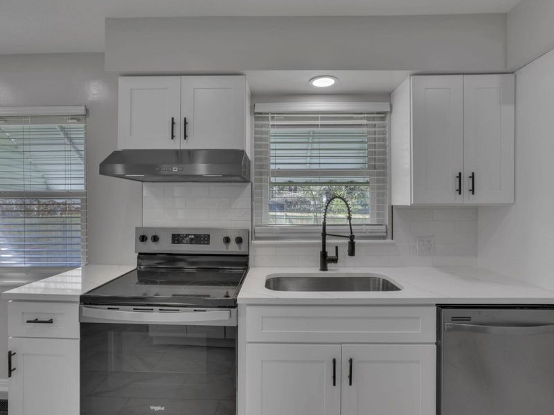 1227 E North Broadway Street, Columbus, OH 43224 Photo 9