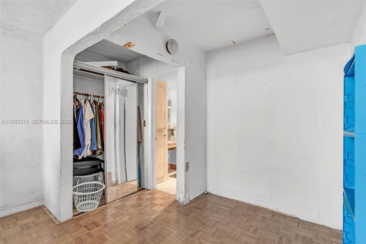 3010 Marcos Dr , Unit R308, Aventura, FL 33160 Photo