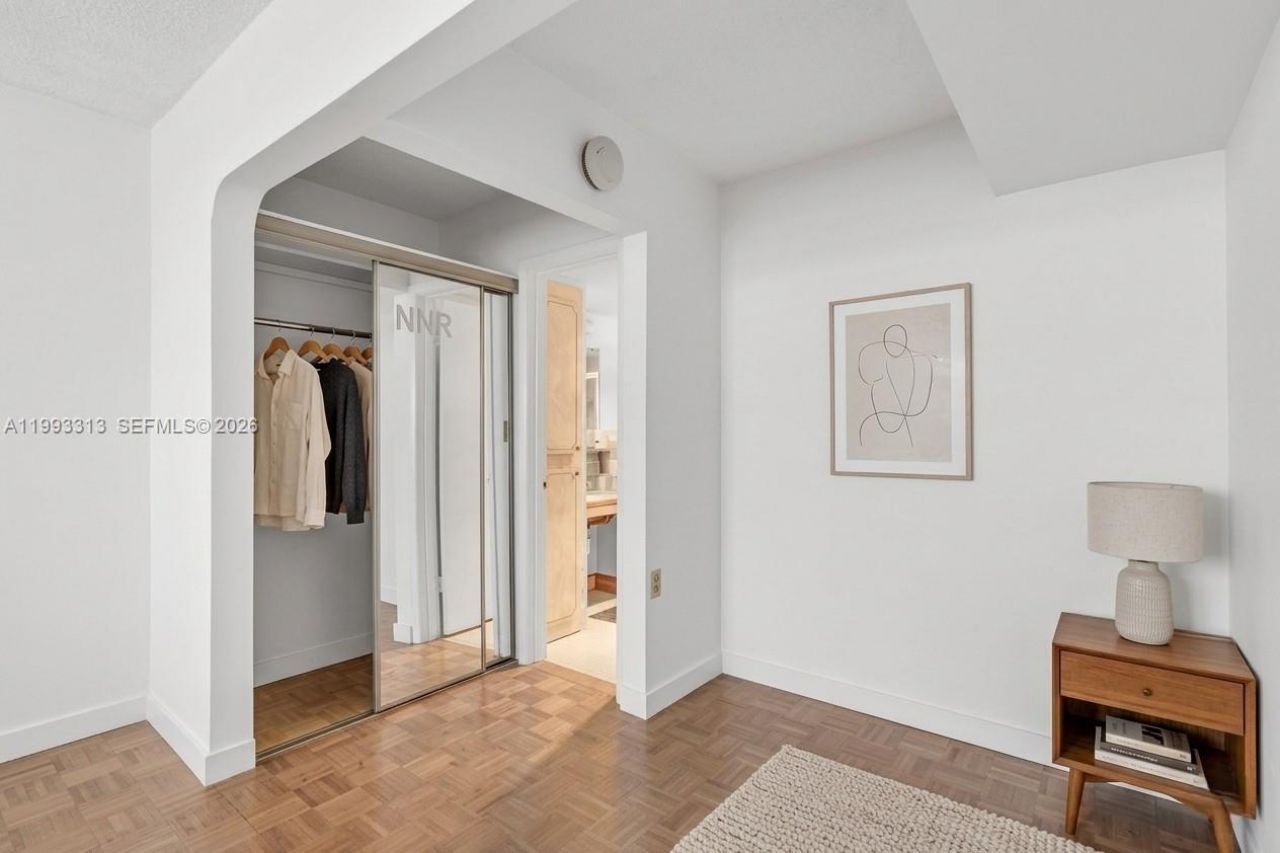 3010 Marcos Dr , Unit R308, Aventura, FL 33160 Photo