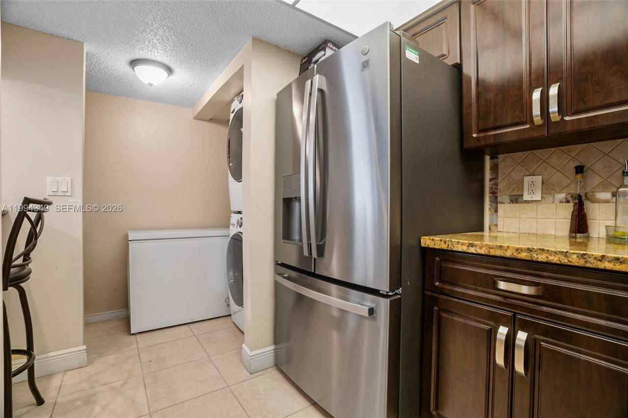 1625 NW 80th Ave , Unit D, Margate, FL 33063 Photo