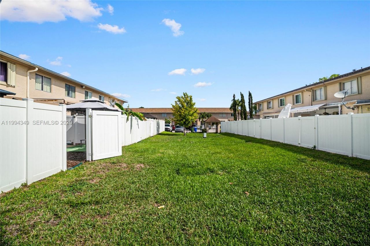 1625 NW 80th Ave , Unit D, Margate, FL 33063 Photo