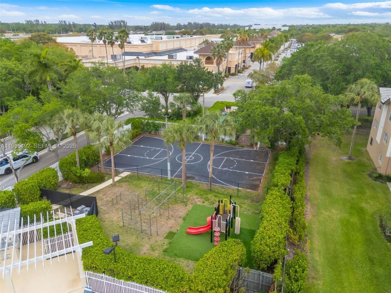 9925 NW 57th Mnr, Coral Springs, FL 33076 Photo