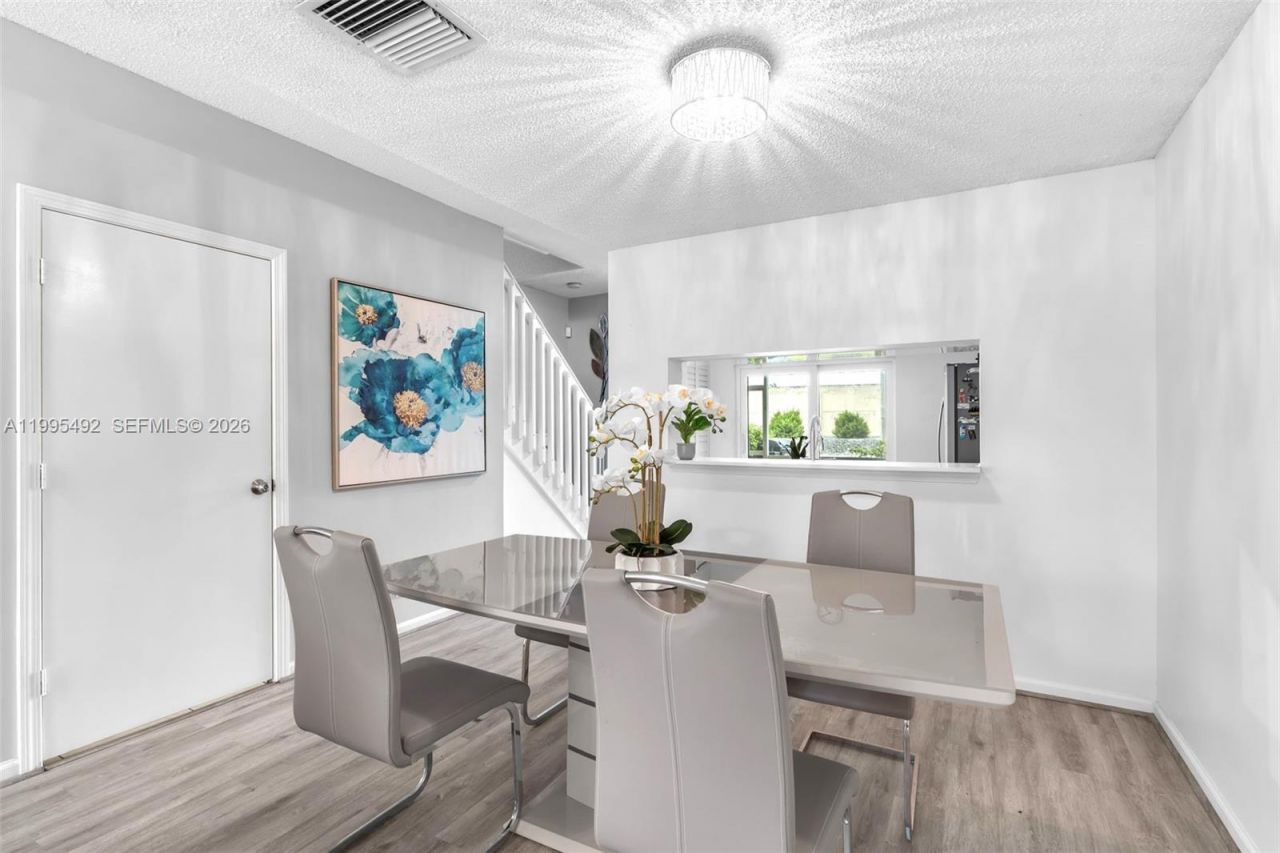 9925 NW 57th Mnr, Coral Springs, FL 33076 Photo