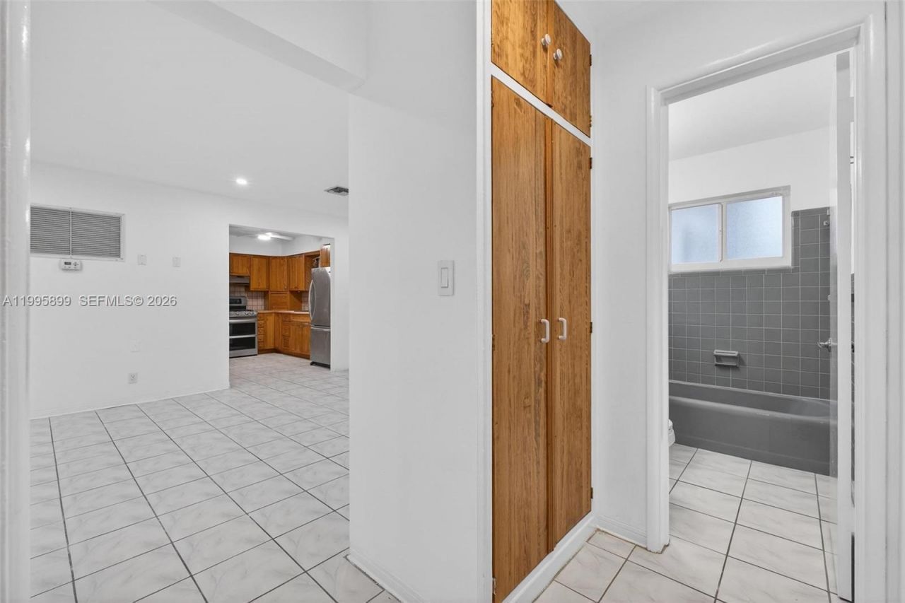 1419 Harding St , Hollywood, FL 33020 Photo