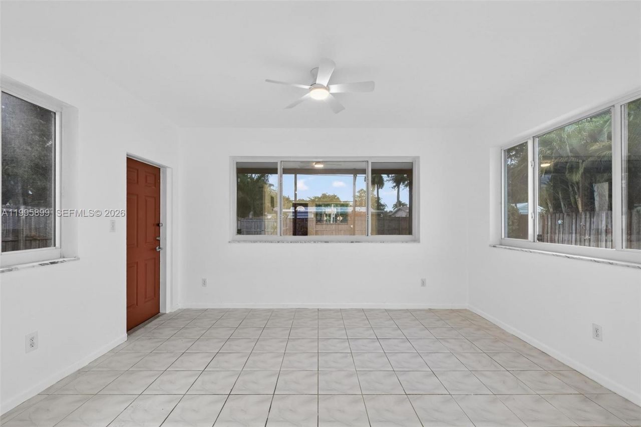 1419 Harding St , Hollywood, FL 33020 Photo