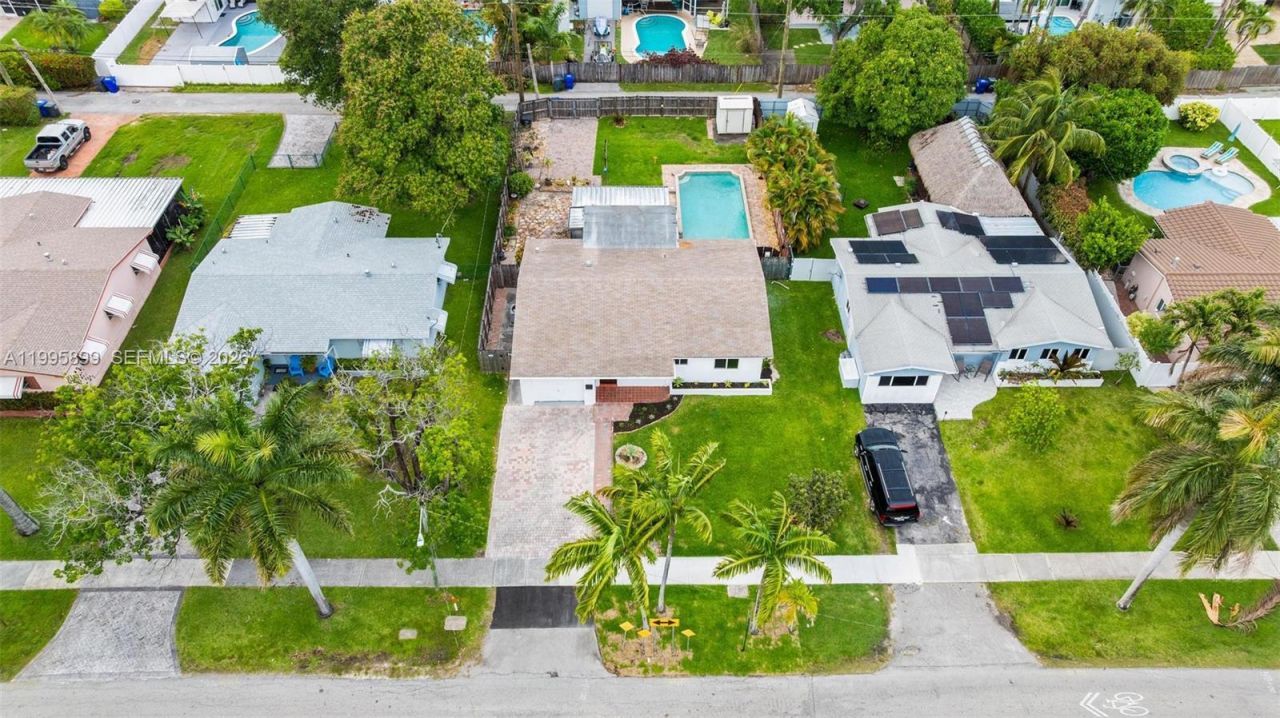 1419 Harding St , Hollywood, FL 33020 Photo