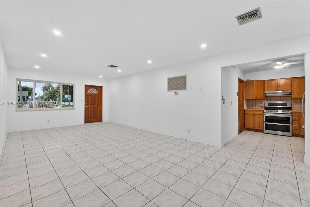 1419 Harding St , Hollywood, FL 33020 Photo