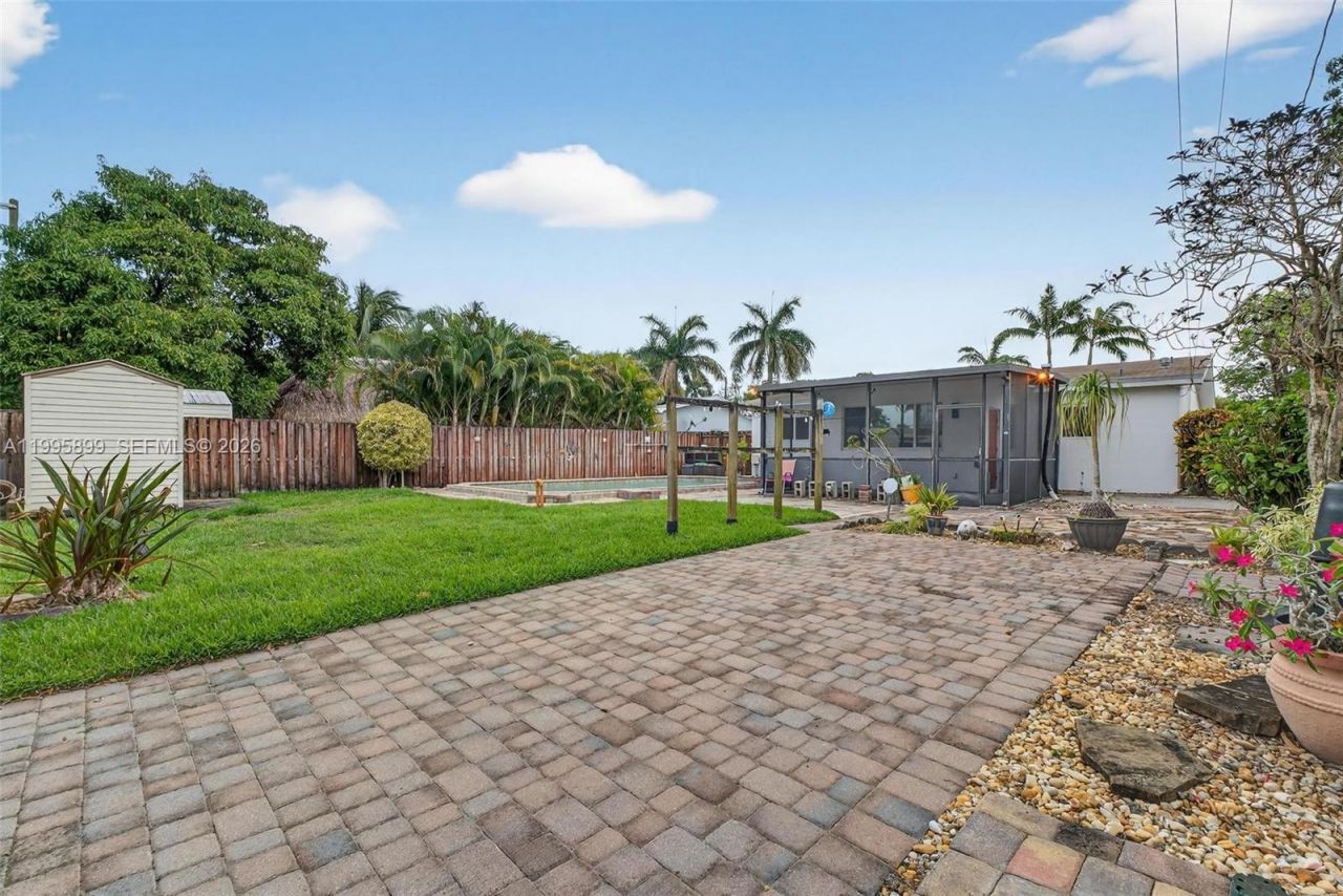 1419 Harding St , Hollywood, FL 33020 Photo