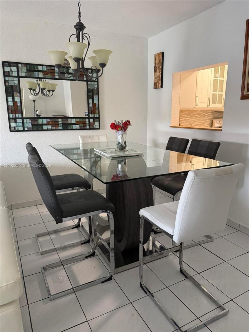 17050 NE 14th Ave, Unit 315, Miami, FL 33162 Photo