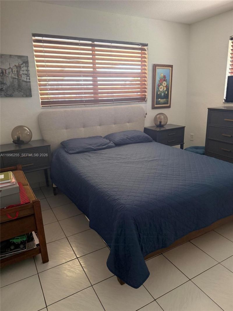 17050 NE 14th Ave, Unit 315, Miami, FL 33162 Photo