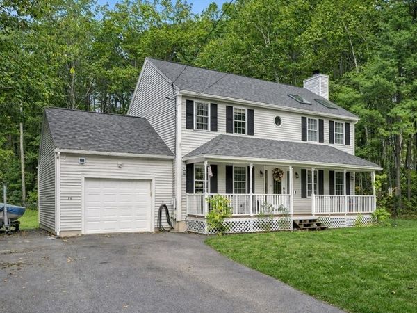 148 Island Rd, Lunenburg, MA 01462